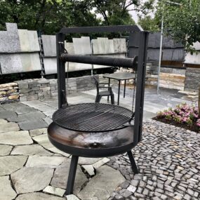 Feuerschale mit Grillrost